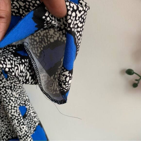 DIANE VON FURSTENBERG DRESS - Picture 12 of 15